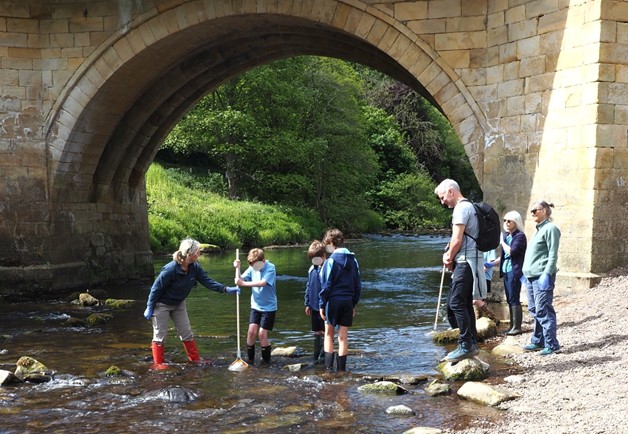 CRAG in the Community – Riverfly Sampling
